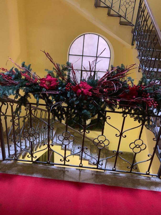 Casa Vacanza "Al Vicolo Delle Colonne" Salerno Eksteriør bilde